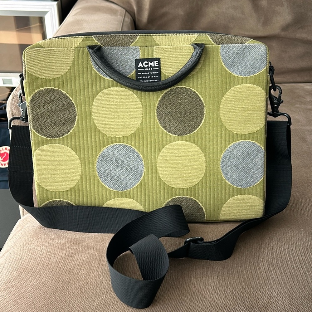 ACME LAPTOP BAG